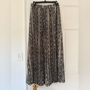 Michael Kors Pleated Snake-Print Maxi Skirt - Black & Cream